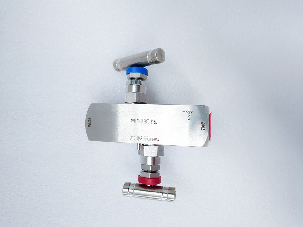 PN420內(nèi)螺紋直通針型閥 PN420內(nèi)螺紋直通針型閥